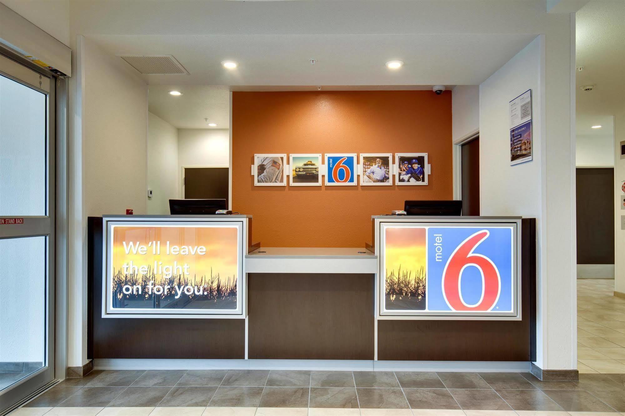 Motel 6-Poplar Bluff, Mo 外观 照片